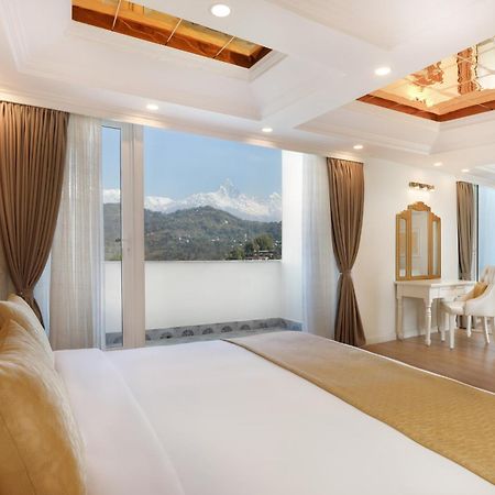 Le Glamour Resort & Wellness Spa Pokhara Exteriör bild