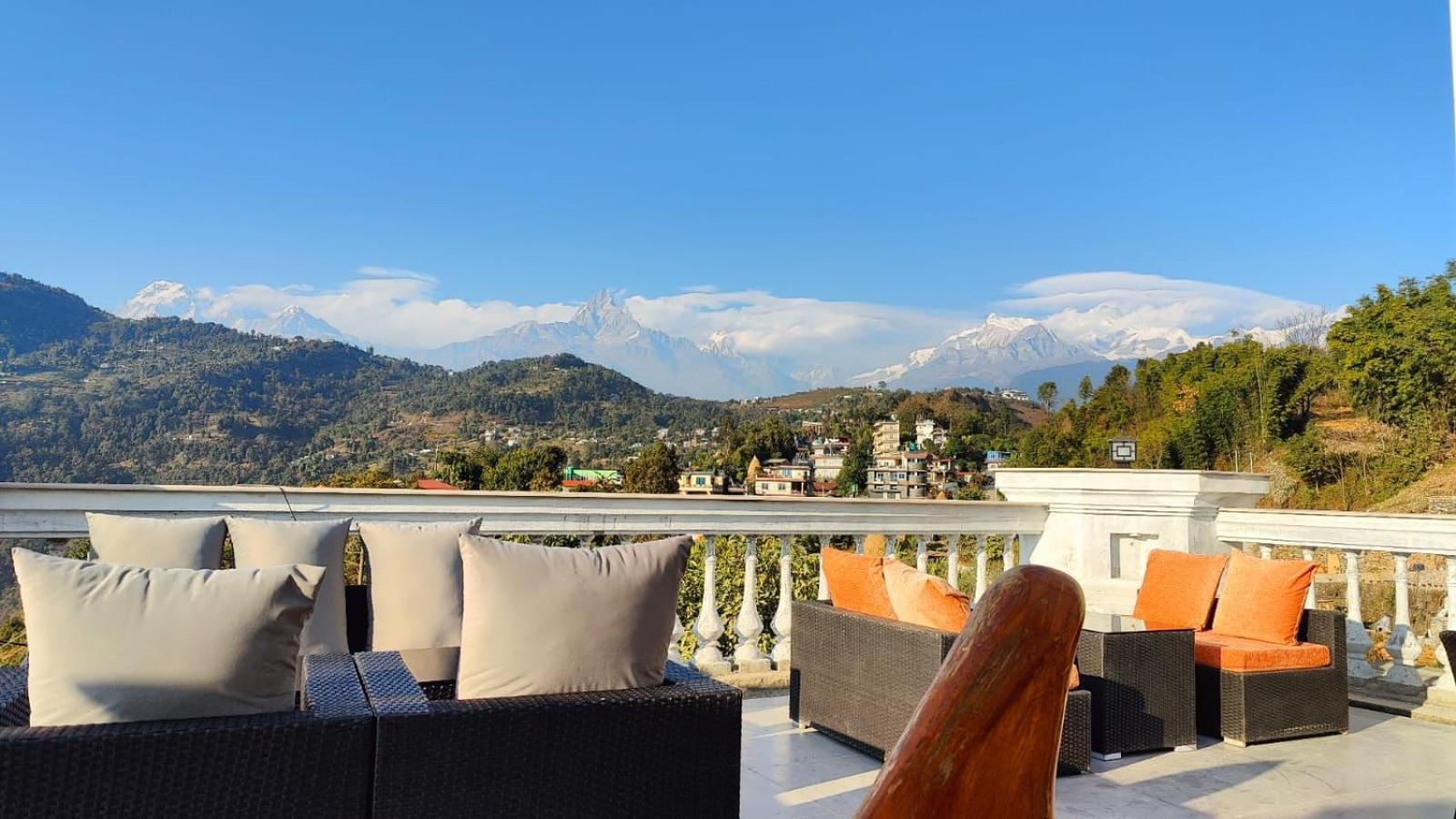 Le Glamour Resort & Wellness Spa Pokhara Exteriör bild