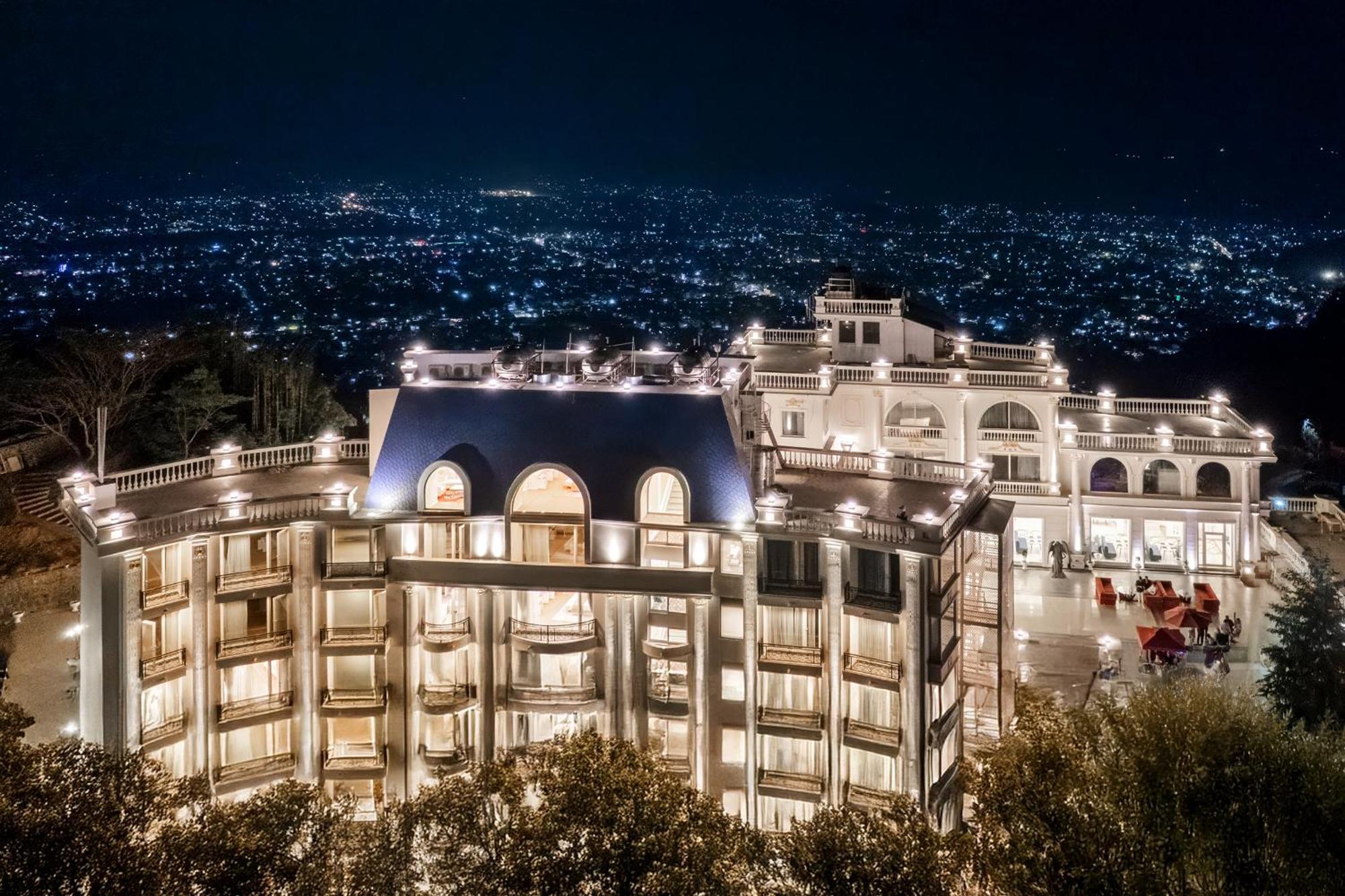 Le Glamour Resort & Wellness Spa Pokhara Exteriör bild