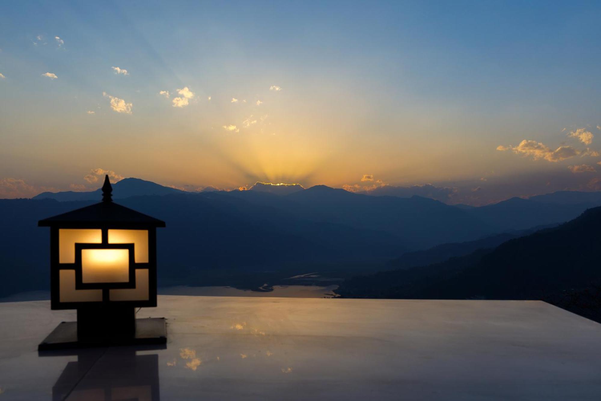 Le Glamour Resort & Wellness Spa Pokhara Exteriör bild