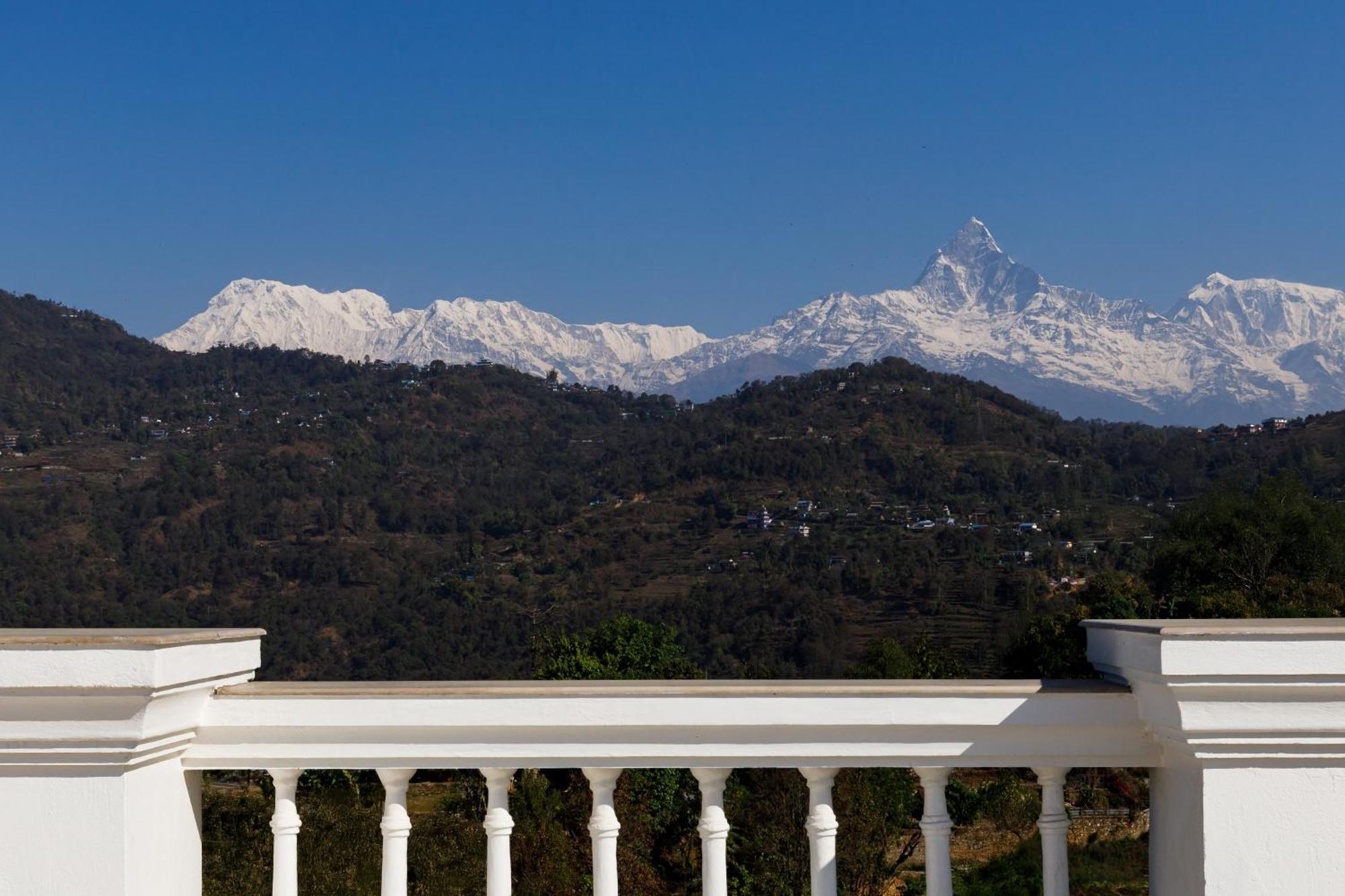 Le Glamour Resort & Wellness Spa Pokhara Exteriör bild